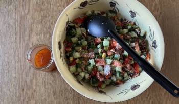 Komkommer kokos salade